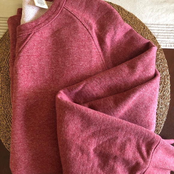 Levi’s Crewneck Sweatshirt - Picture 6 of 6